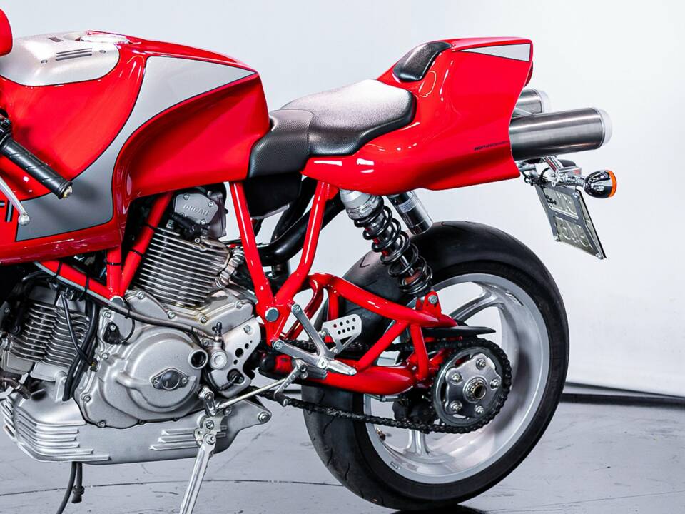 Bild 11/46 von Ducati DUMMY (2002)