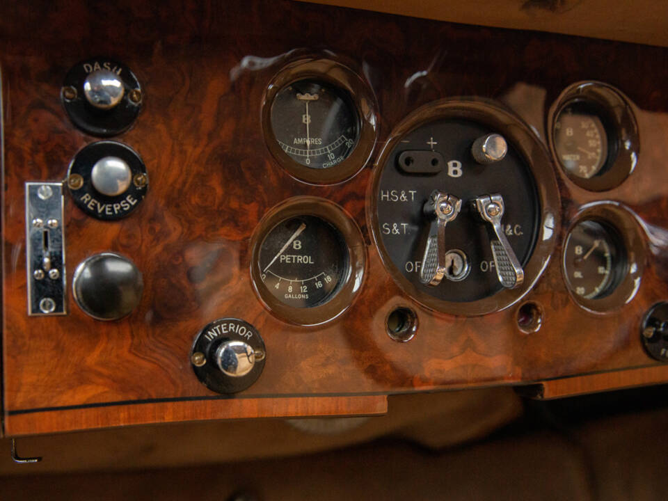 Image 25/50 of Bentley 4 1&#x2F;4 Litre (1938)
