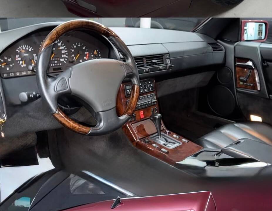 Imagen 5/7 de Mercedes-Benz 500 SL (1991)