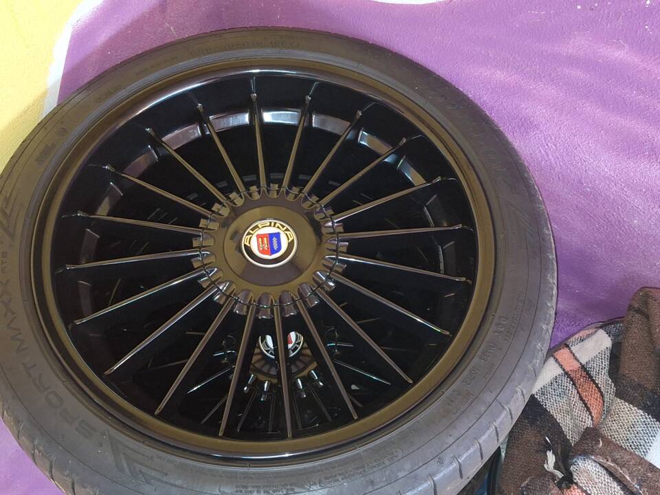 Image 23/25 of ALPINA B5 S Touring (2008)