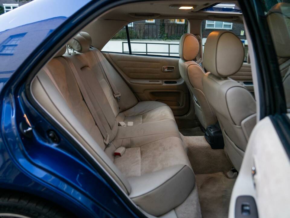 Bild 47/50 von Lexus IS 200 (2002)