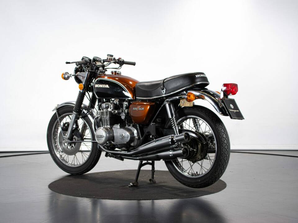 Afbeelding 2/50 van Honda CB 500 Four (1975)