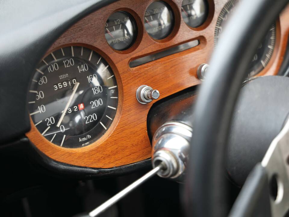 Imagen 36/43 de Lancia Fulvia Rallye HF 1.6 (1970)
