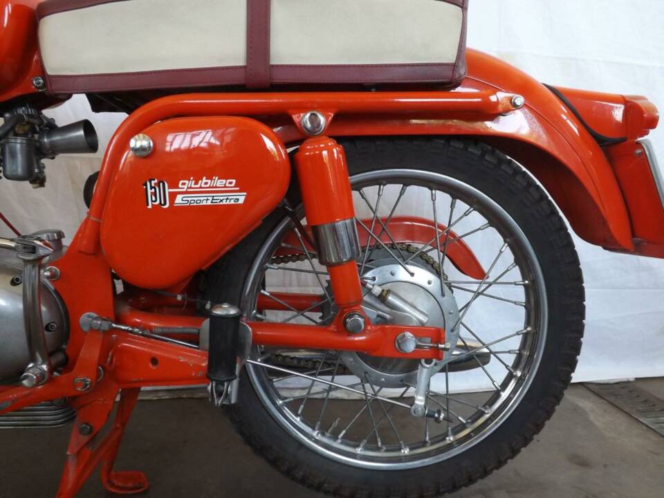 Image 44/50 de Gilera Giubileo 150 (1963)