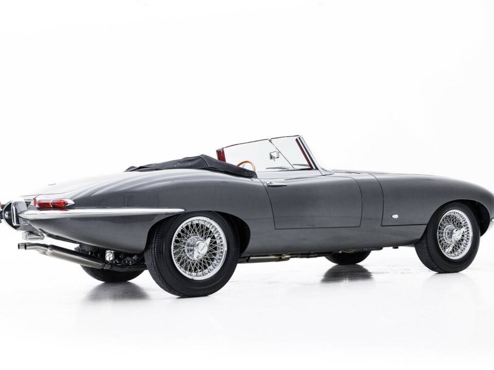 Afbeelding 43/50 van Jaguar E-Type 3.8 (1961)