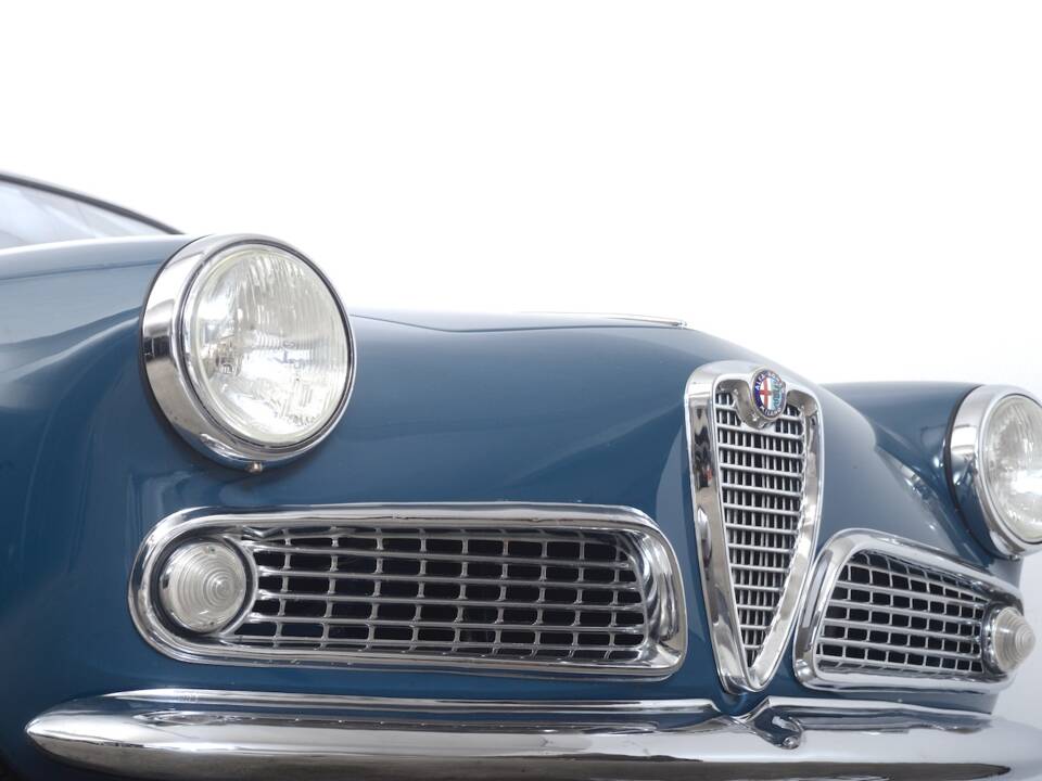 Immagine 7/23 di Alfa Romeo Giulietta Sprint Veloce (1959)