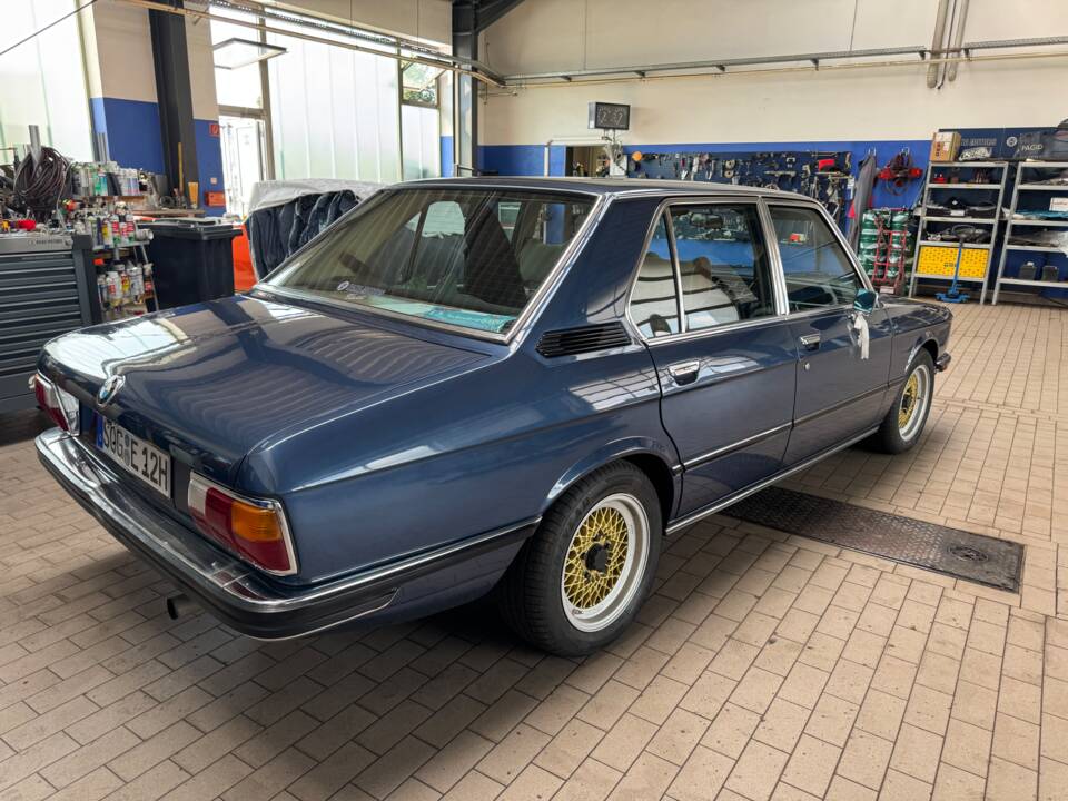 Afbeelding 5/28 van BMW 528 (1976)