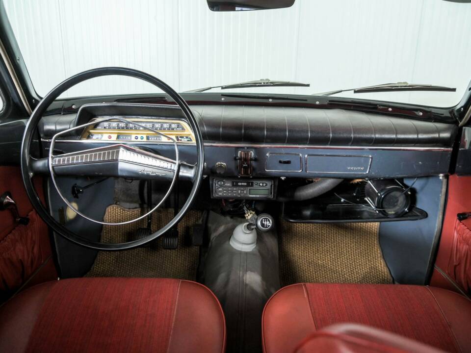 Bild 7/50 von Volvo P 121 (1964)