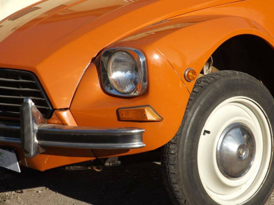 Bild 42/50 von Citroën Dyane 6 (1982)