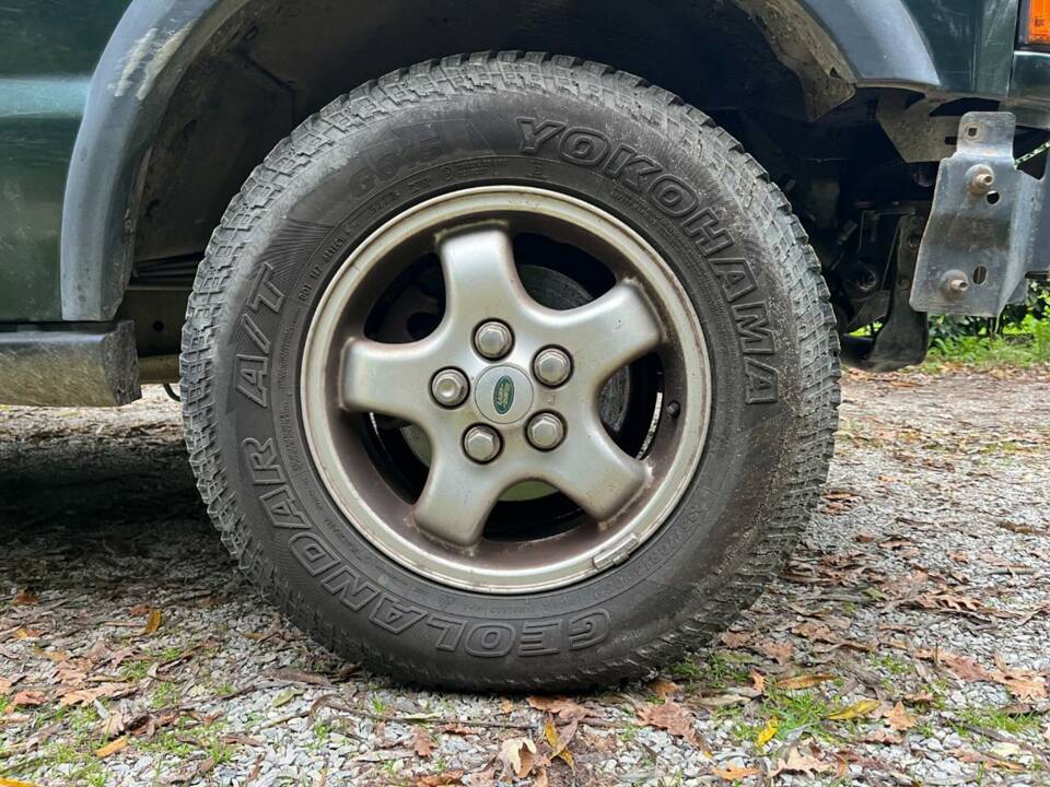 Bild 27/29 von Land Rover Discovery 2.5 Td5 (1999)