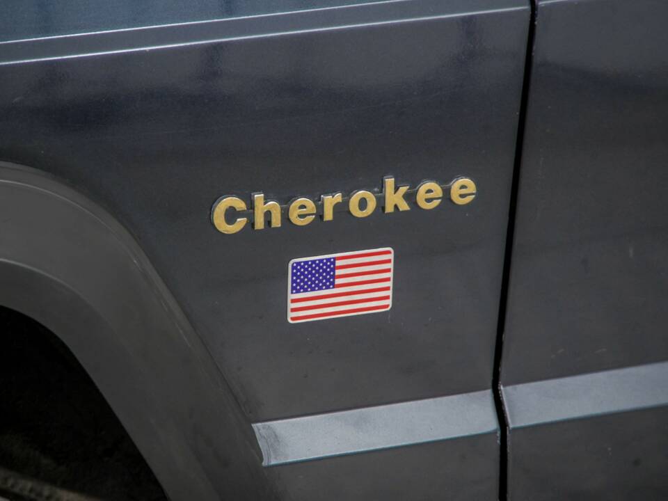 Bild 22/50 von Jeep Cherokee 2.8L V6 (1986)