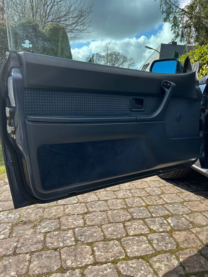 Bild 21/24 von BMW 635 CSi (1987)