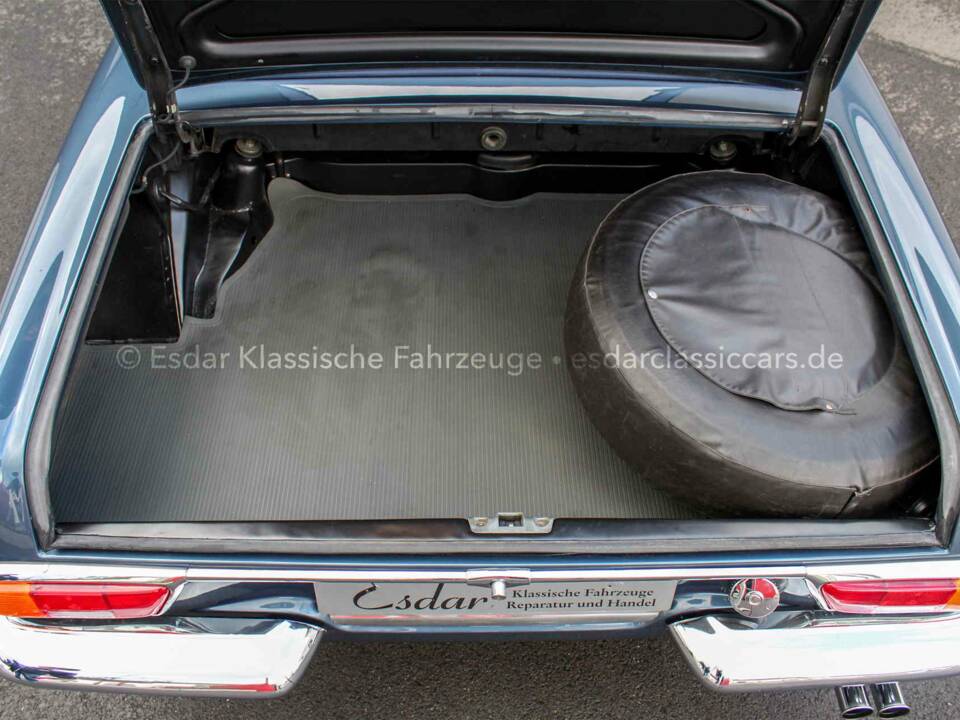 Afbeelding 26/41 van Mercedes-Benz 280 SL (1969)