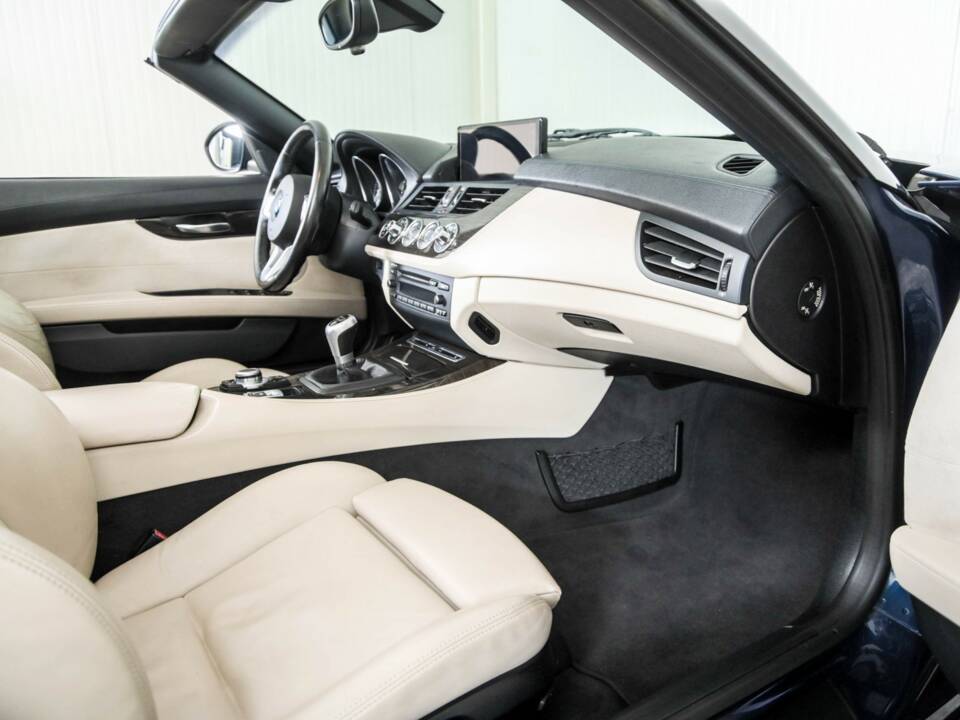 Bild 12/50 von BMW Z4 sDrive23i (2010)