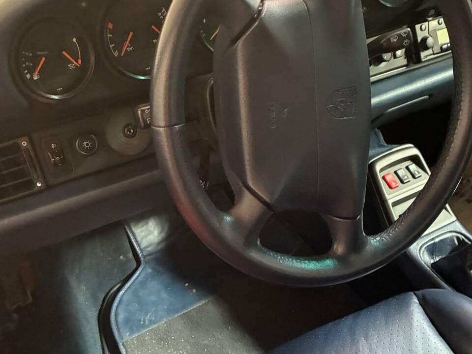 Bild 28/29 von Porsche 911 Turbo (1995)