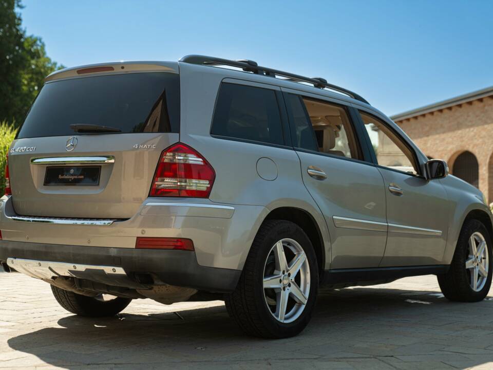 Bild 14/50 von Mercedes-Benz GL 420 CDI 4MATIC (2006)