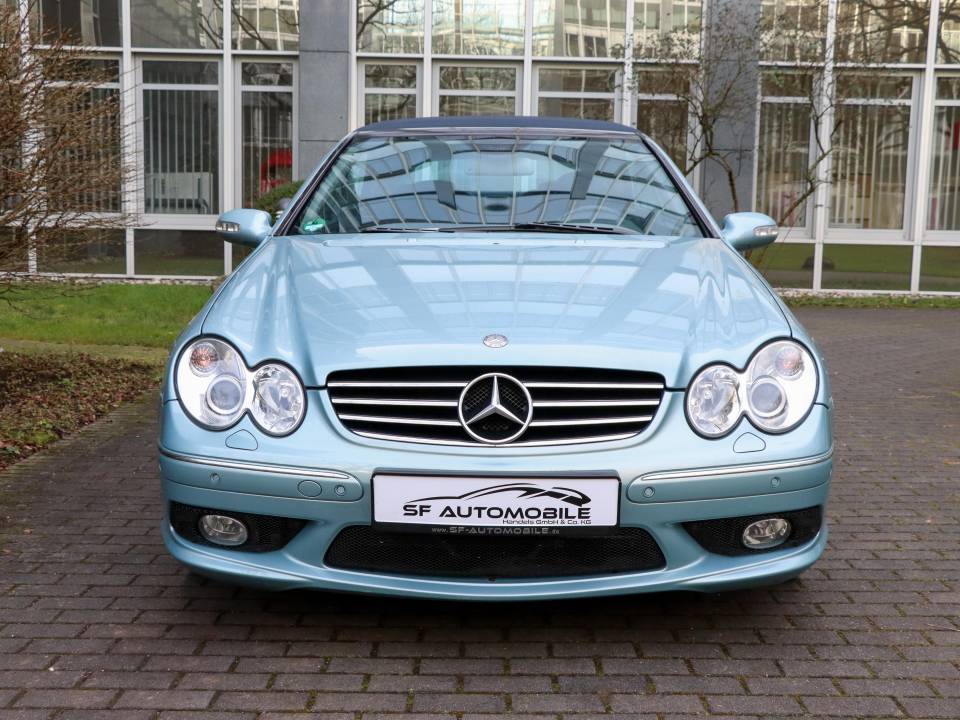 Bild 4/27 von Mercedes-Benz CLK 55 AMG (2003)