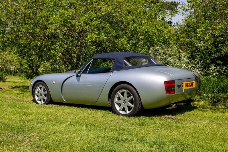 Image 34/50 of TVR Griffith 500 (1995)