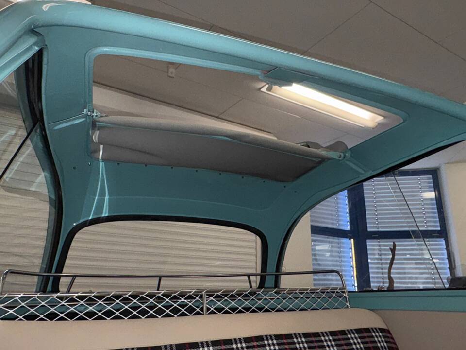 Image 12/13 of BMW Isetta 250 (1959)