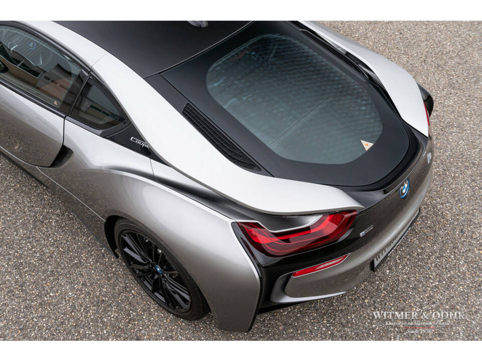 Image 8/30 de BMW i8 Coupé (2018)