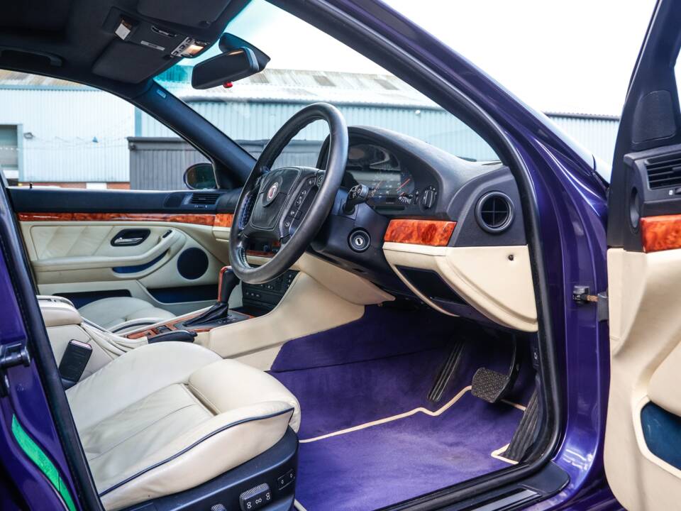 Bild 4/50 von ALPINA B10 V8 (2000)