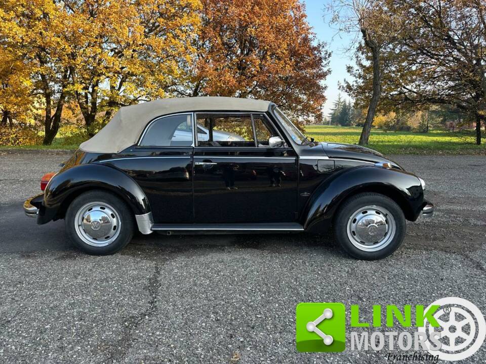 Image 4/10 de Volkswagen Coccinelle 1303 (1974)