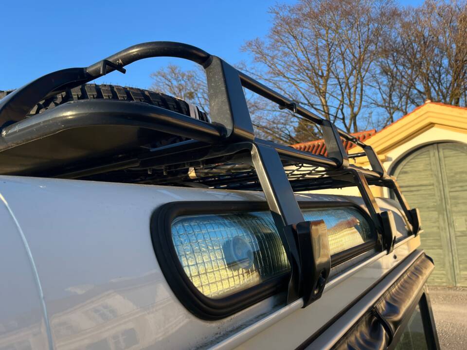 Image 55/93 of Land Rover Defender 110 (2014)