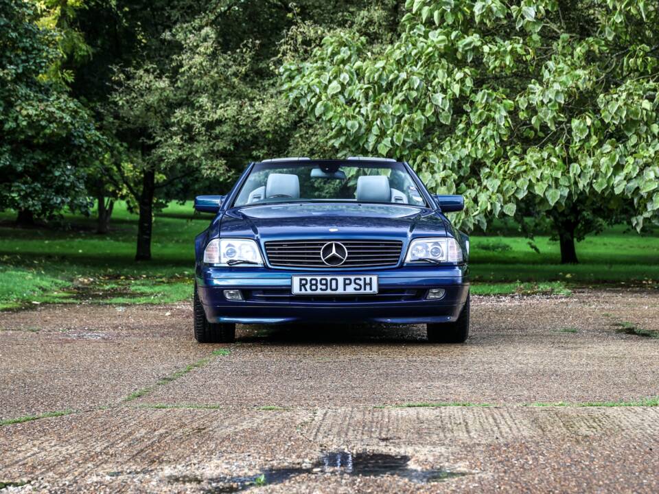 Image 6/24 de Mercedes-Benz SL 320 &quot;Special Edition&quot; (1998)