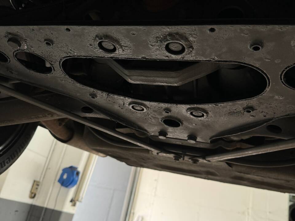 Afbeelding 16/49 van Jaguar XK8 4.2 (2004)