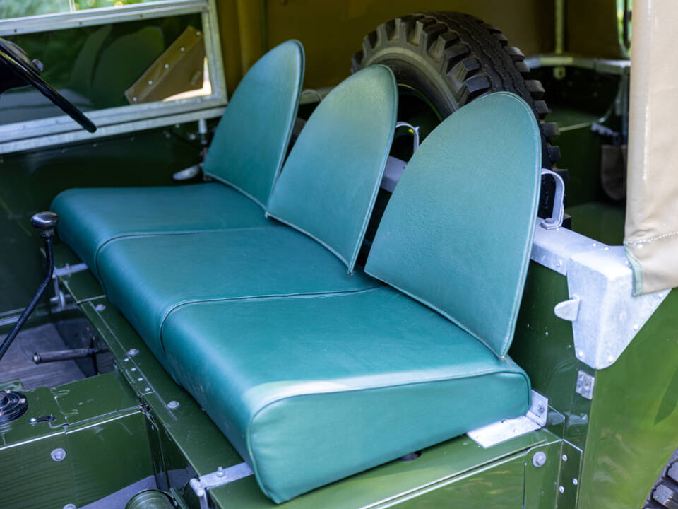 Bild 22/50 von Land Rover 80 (1948)