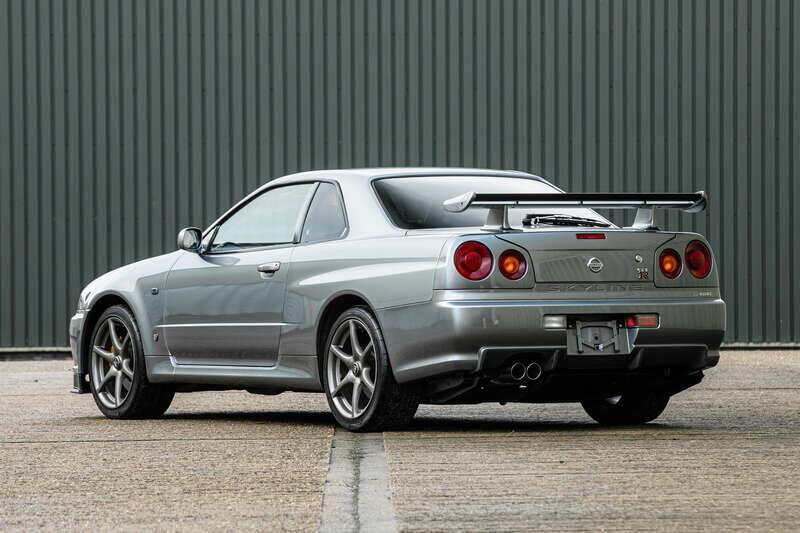 Image 4/49 of Nissan Skyline GT-R (2002)