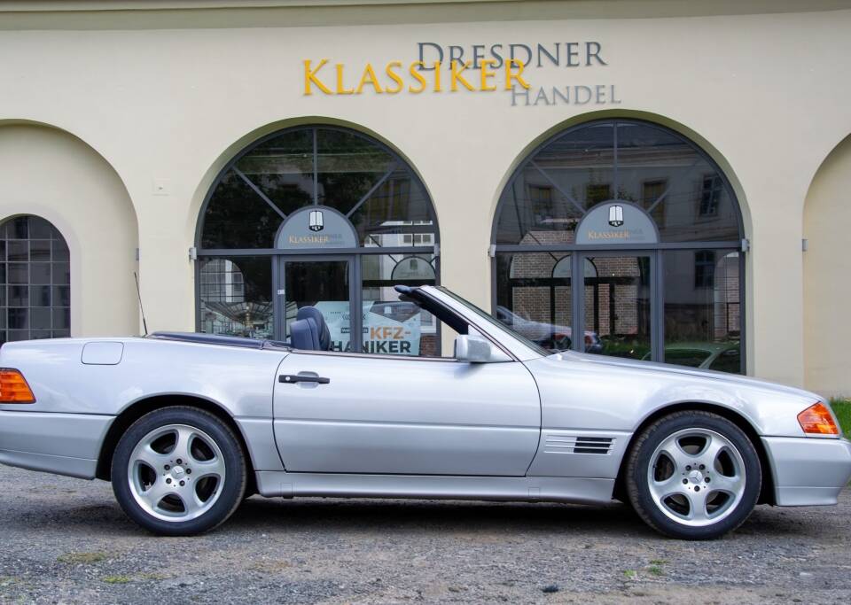 Image 9/34 of Mercedes-Benz 300 SL (1991)