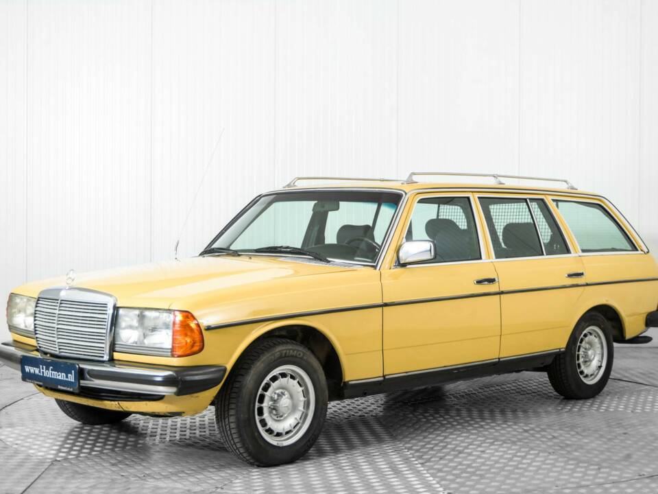 Bild 1/50 von Mercedes-Benz 300 TD Turbodiesel (1981)