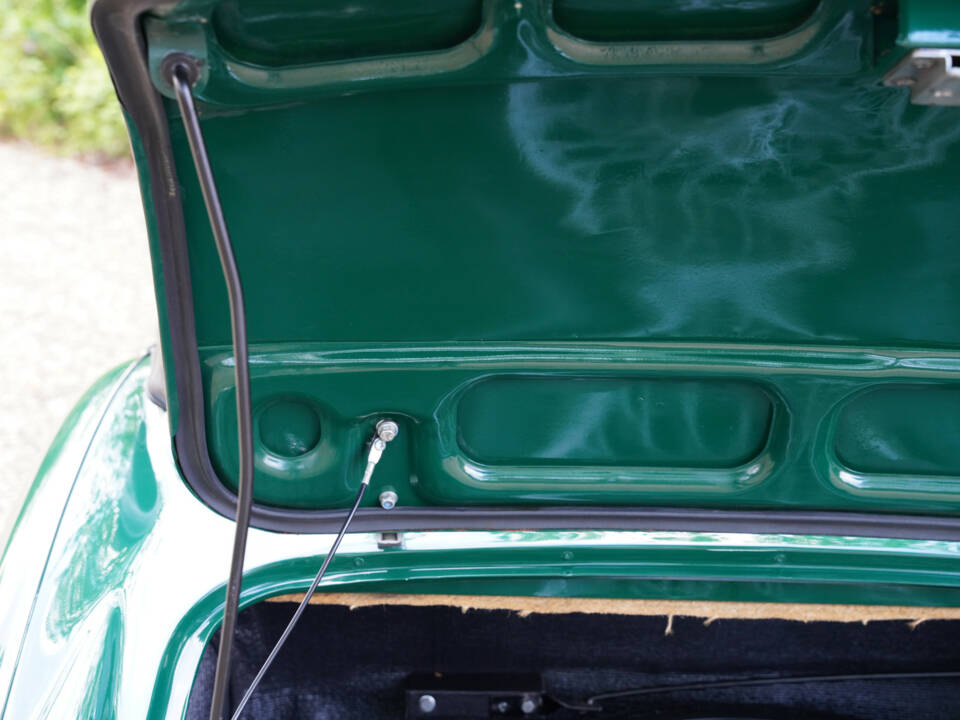 Image 38/50 of Austin-Healey 3000 Mk III (BJ8) (1967)