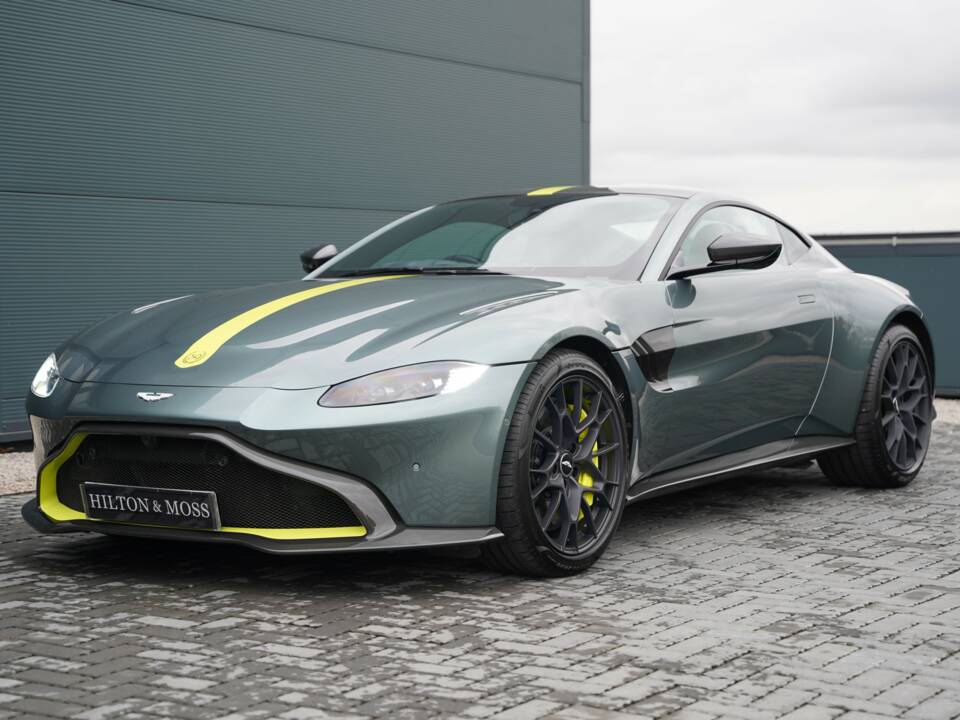 Bild 11/50 von Aston Martin V8 Vantage AMR (2020)