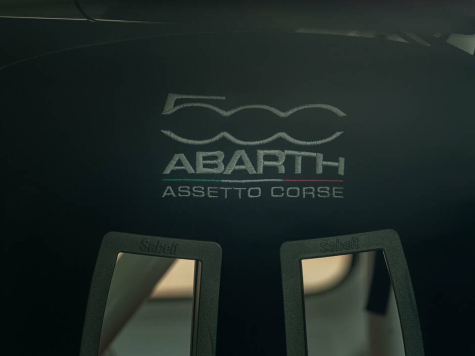 Image 43/50 of Abarth 500 (2008)
