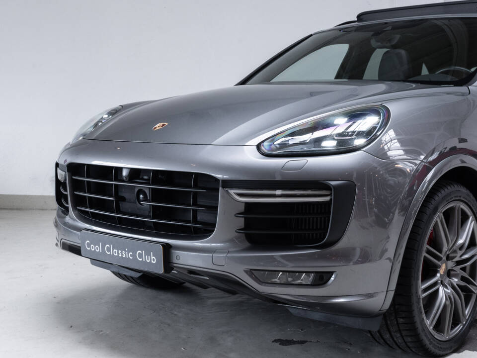 Bild 31/39 von Porsche Cayenne GTS (2016)