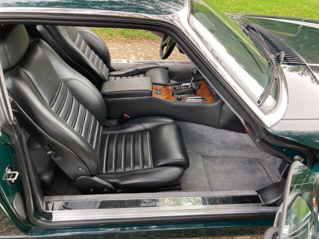 Image 33/47 of Jaguar XJS 6.0 V12 (1992)