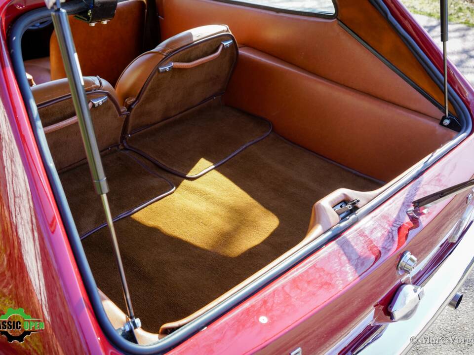 Imagen 42/45 de Reliant Scimitar GTE (1973)