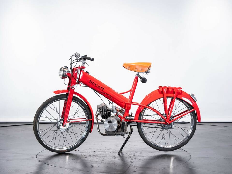 Image 1/50 de Ducati Cucciolo (1953)