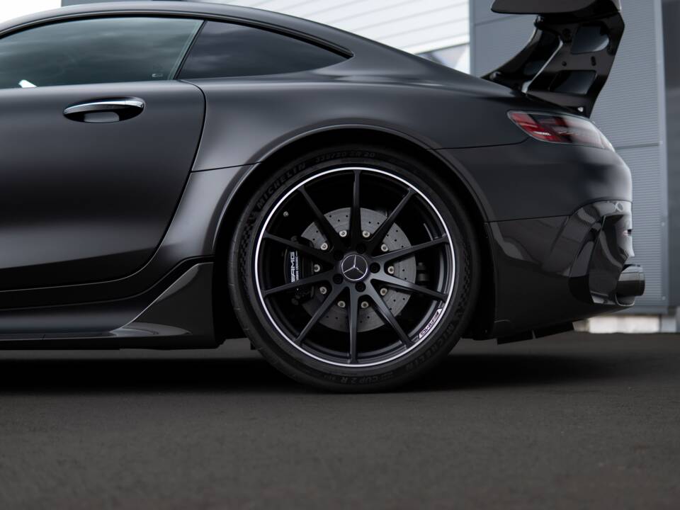 Image 13/37 of Mercedes-AMG GT Black Series (2022)