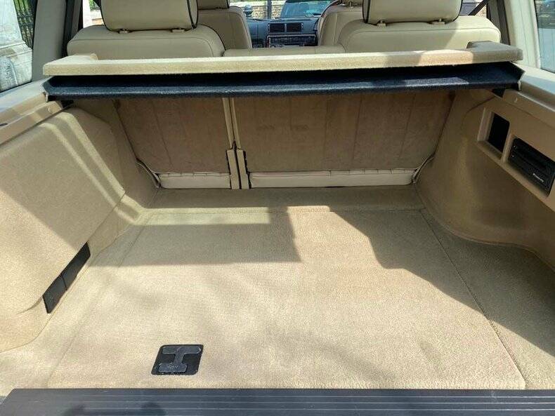 Image 43/50 de Land Rover Range Rover 4.6 Vogue (2001)