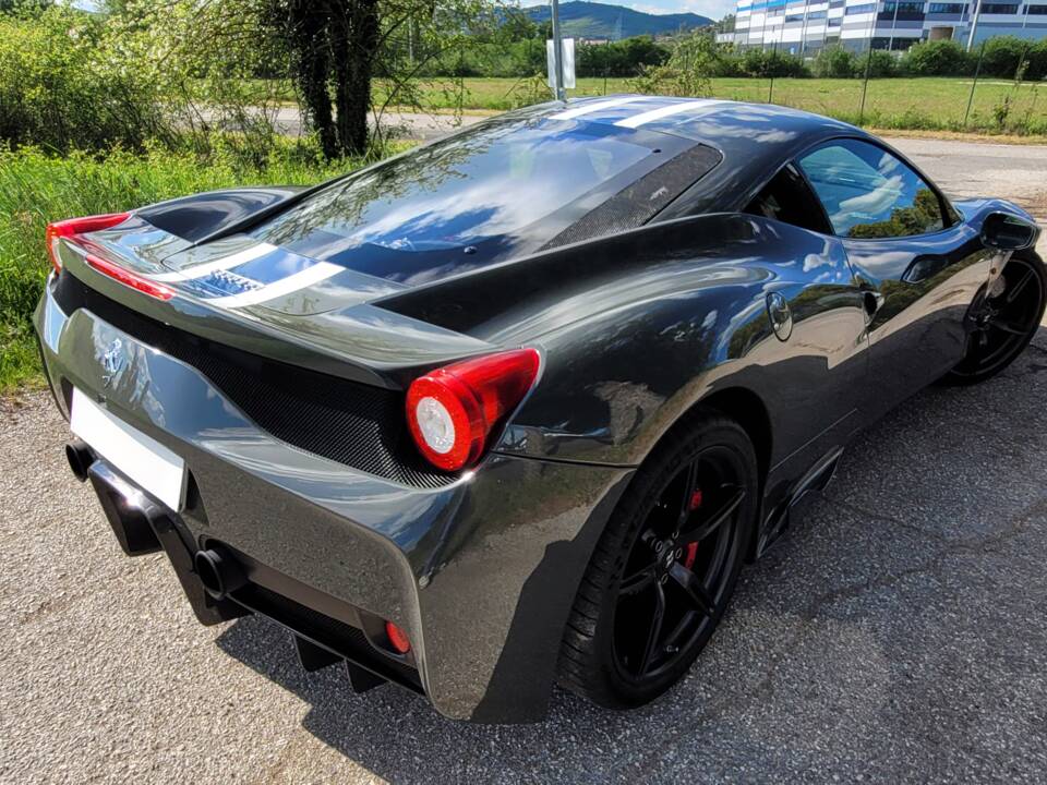 Image 11/13 of Ferrari 458 Speciale (2015)