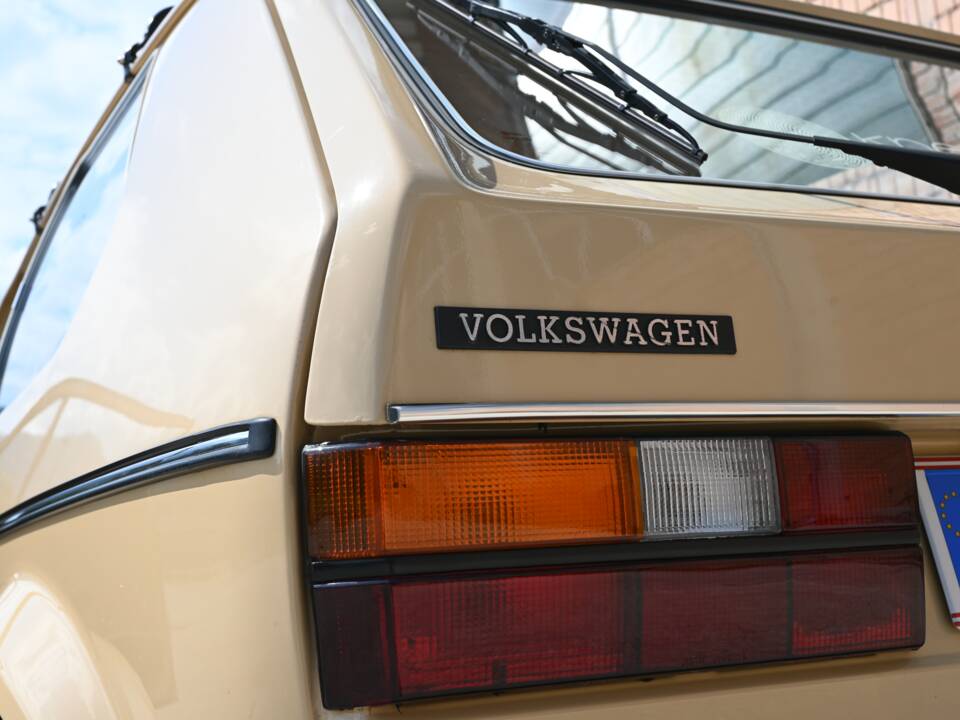Immagine 19/26 di Volkswagen Golf Mk I 1.1 (1983)