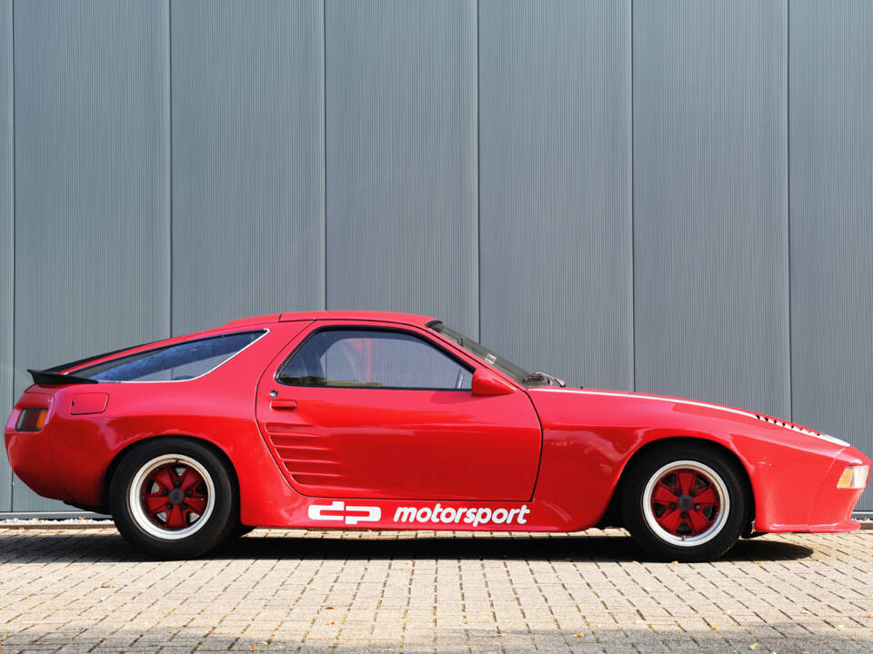 Image 3/52 of Porsche 928 S (1980)