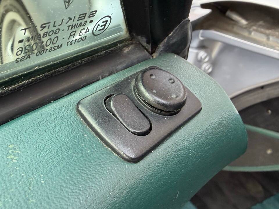 Afbeelding 25/73 van Porsche 911 Carrera 4 (1995)