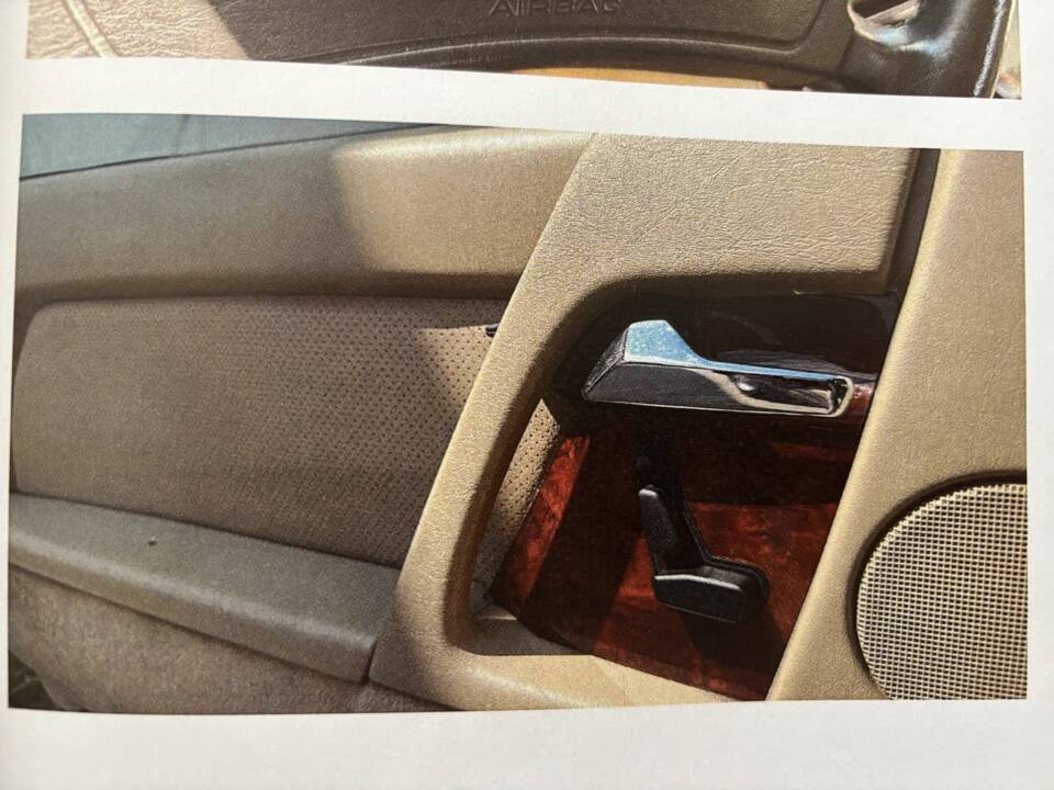 Image 26/50 de Mercedes-Benz 300 SL-24 (1991)