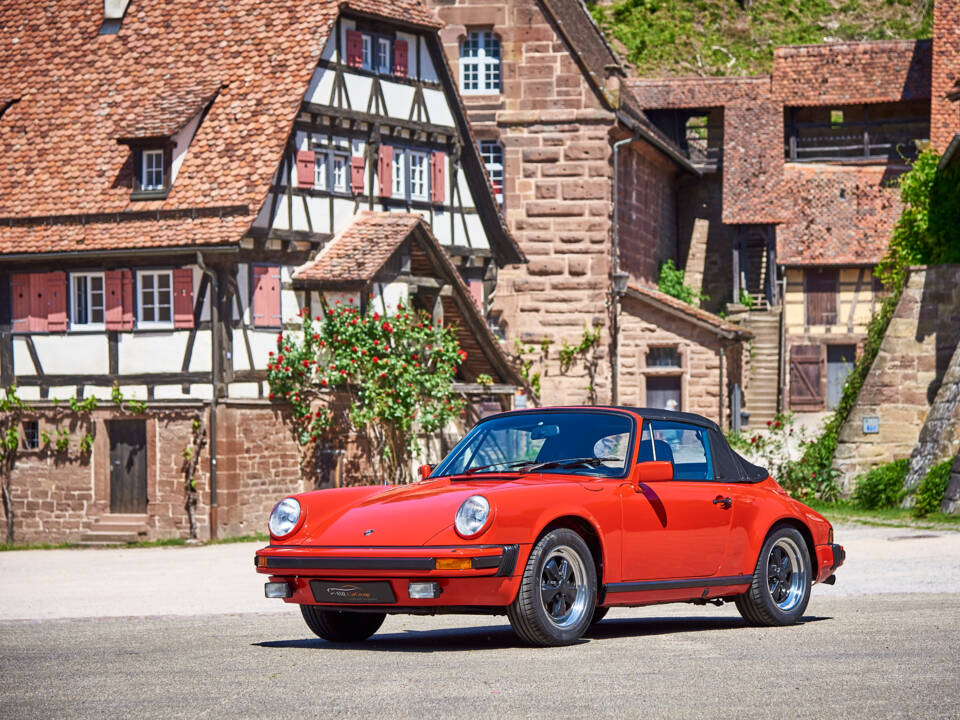 Image 2/44 of Porsche 911 SC 3.0 (1983)