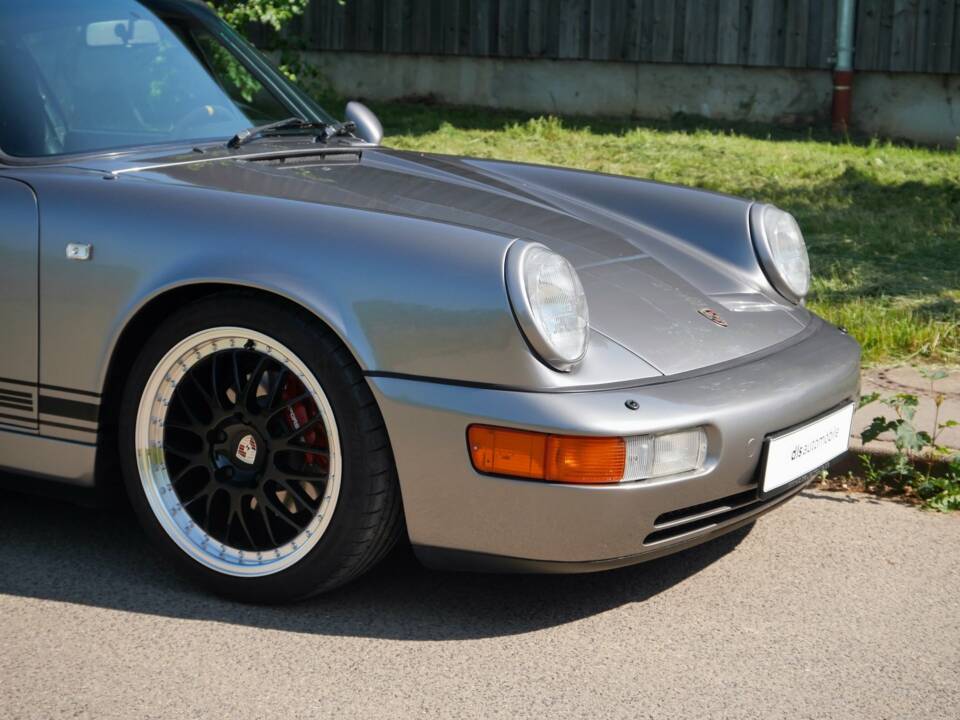 Immagine 14/31 di Porsche 911 Carrera 4 (1989)