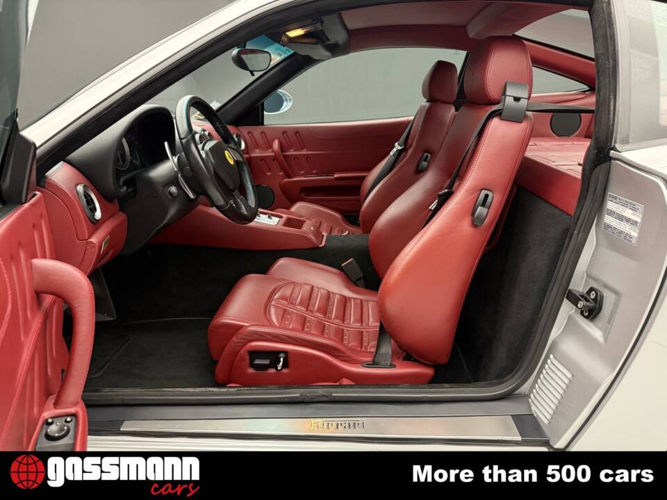 Imagen 8/15 de Ferrari 575M Maranello (2003)